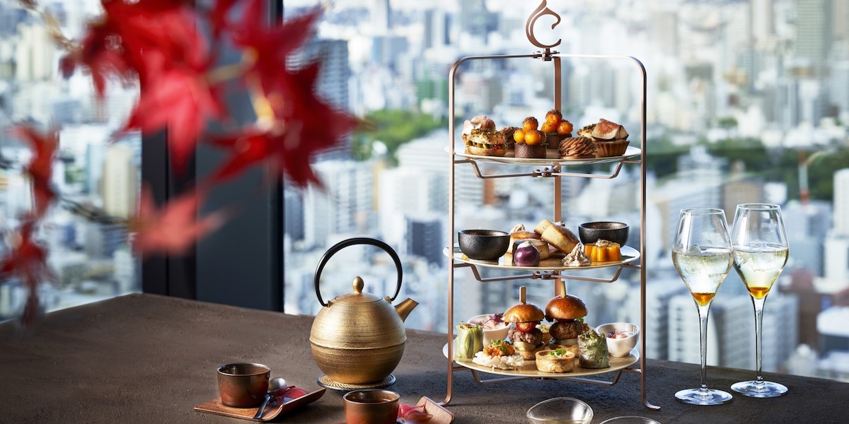 【センタラグランドホテル大阪】タイ発のラグジュアリーホテルで、秋の味覚＆タイの味を楽しむ「アフタヌーンティー＆燻製料理」