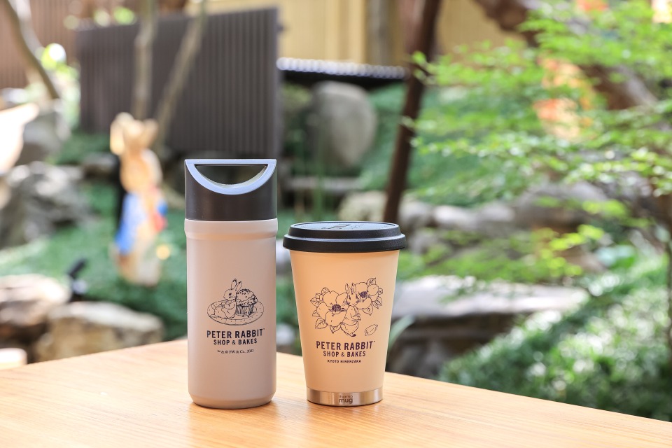 Peter Rabbit™ SHOP&BAKES 京都・二寧坂店
