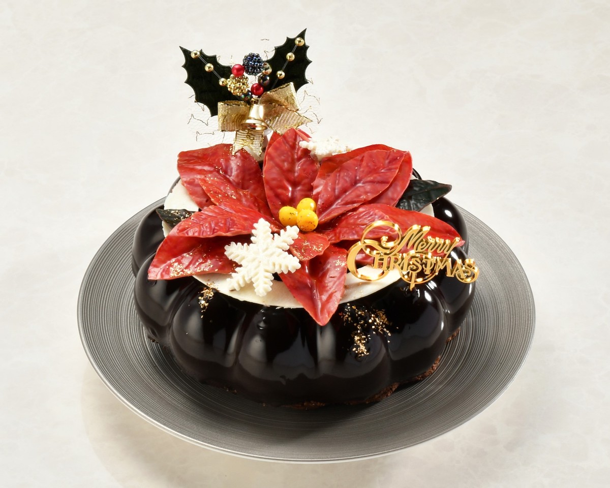 「Poinsettia　ポインセチア」6480円（直径約16.5cm×高さ約8cm、4～6名分、80個限定）