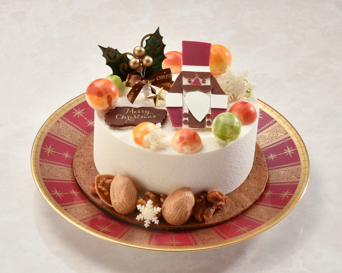 「Poupée de Noix　プーペ ド ノア」6480円（直径約18cm×高さ約10.5cm、4～6名分、70個限定）