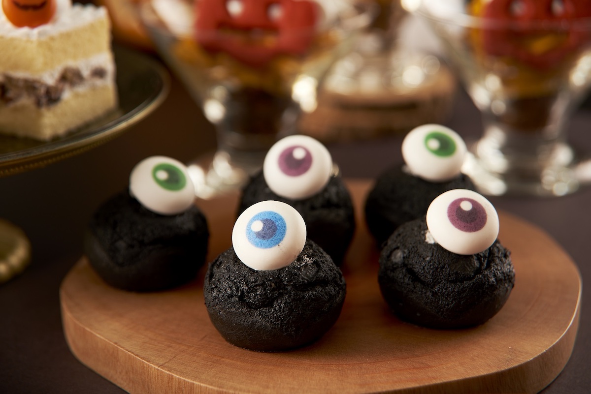 黒ゴマシュークリーム