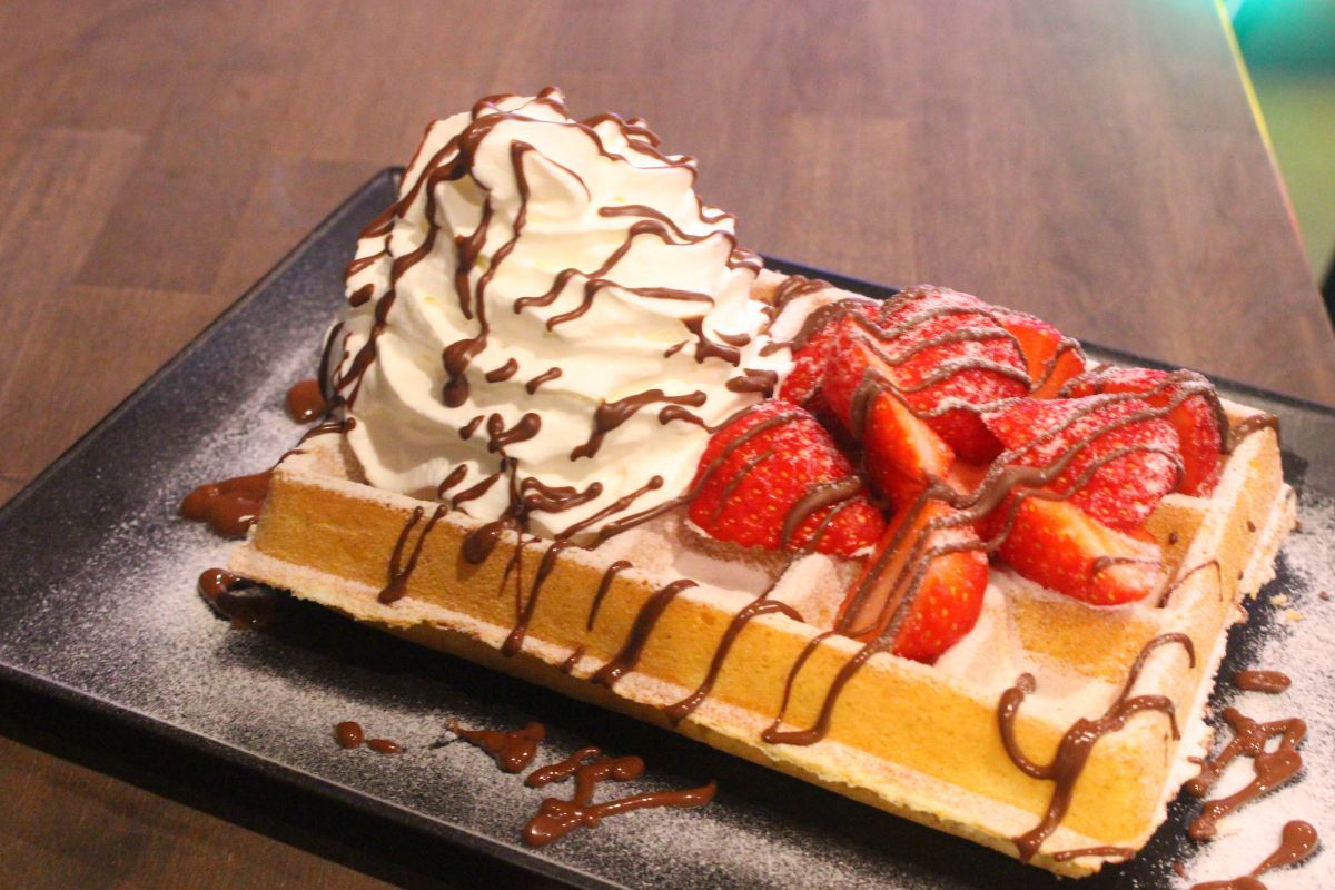 ブリュッセルワッフル「スペシャルいちご」1030円