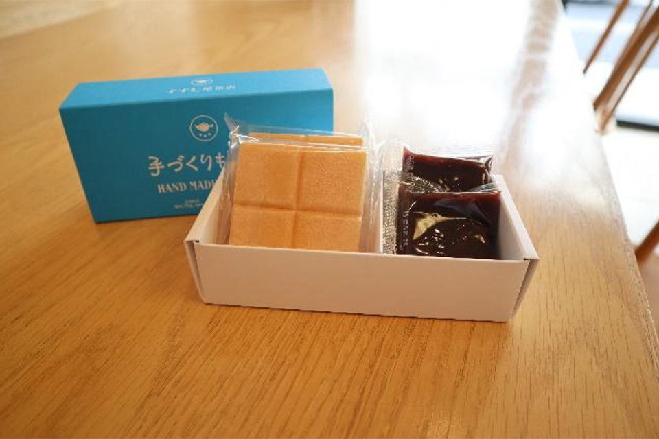 「手づくりもなか」(2個入り)540円