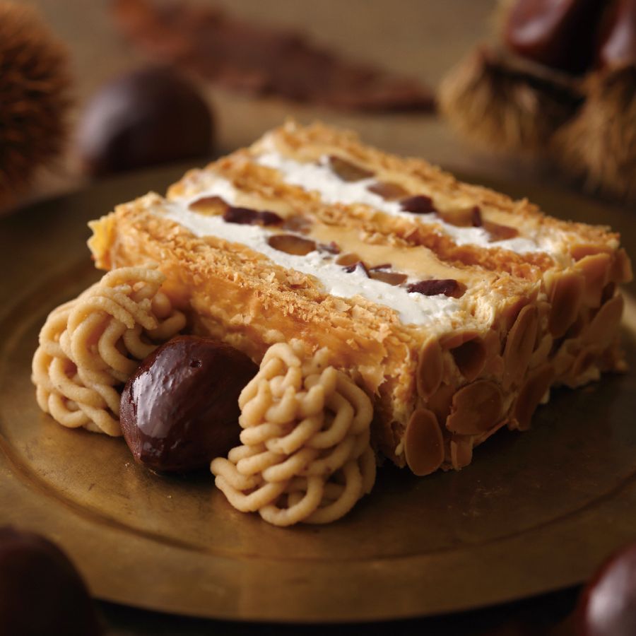 「KIHACHIのマロンパイ」（1F）単品1650円、（2F）コース価格＋770円