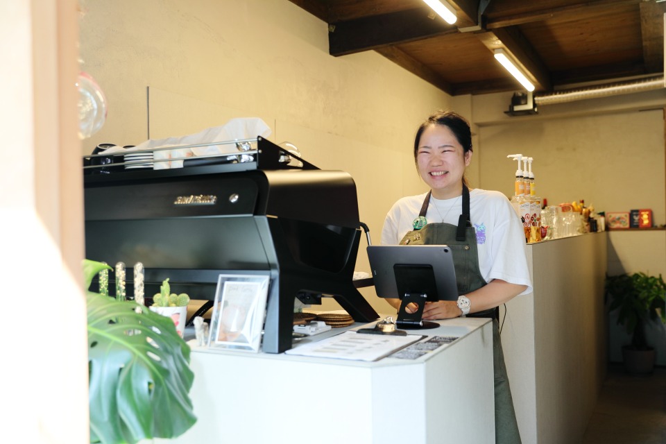 Wolf COFFEE PATISSERIE