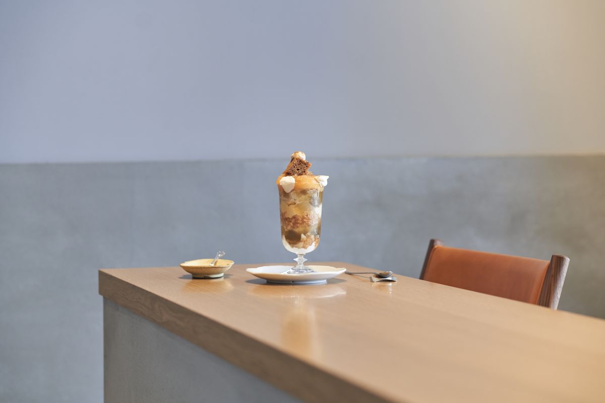 お菓子 つくる「りんごのパフェ」2700円