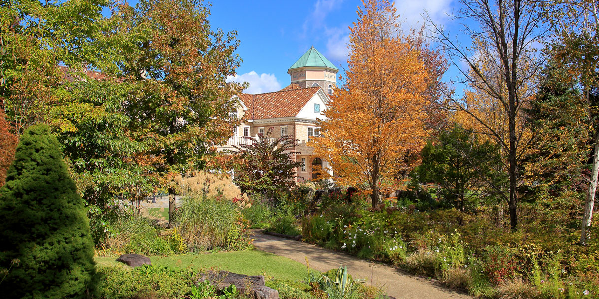 【長野県大町市】2023年5月に生まれ変わった「ラ・カスタ ナチュラル ヒーリング ガーデン」で植物の力に癒されるひとときを