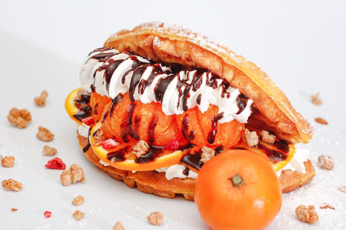 「西海みかんワッフルサンド」1512円(1個)/Vitamin Berry