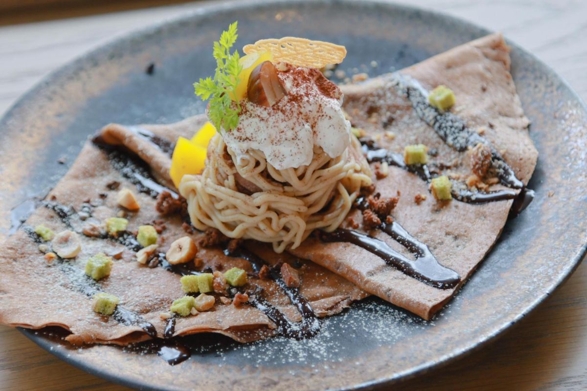 「モンブランショコラクレープ」1400円