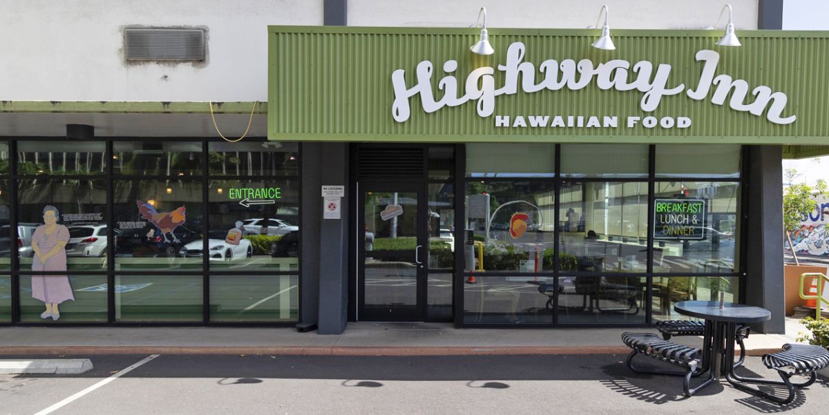 「ハイウェイ・イン」ハワイアンフードの伝統を75年守り続ける名店で本格的なローカルの味を堪能！