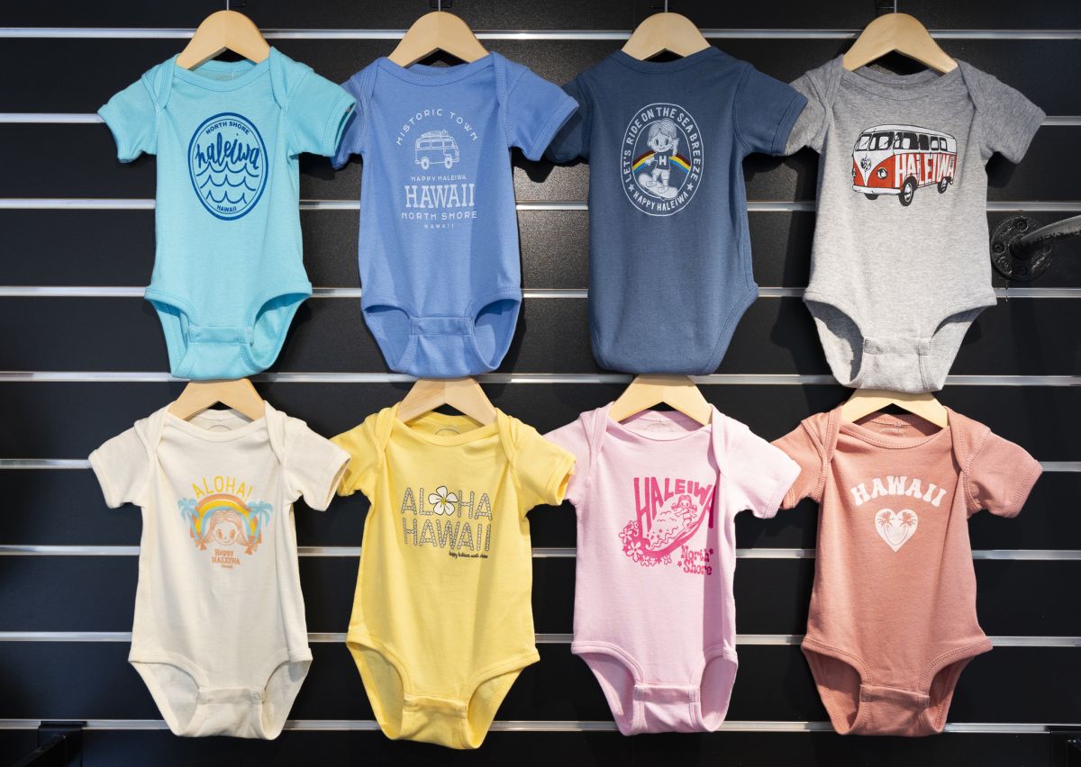 ベビー用ロンパース 各$28