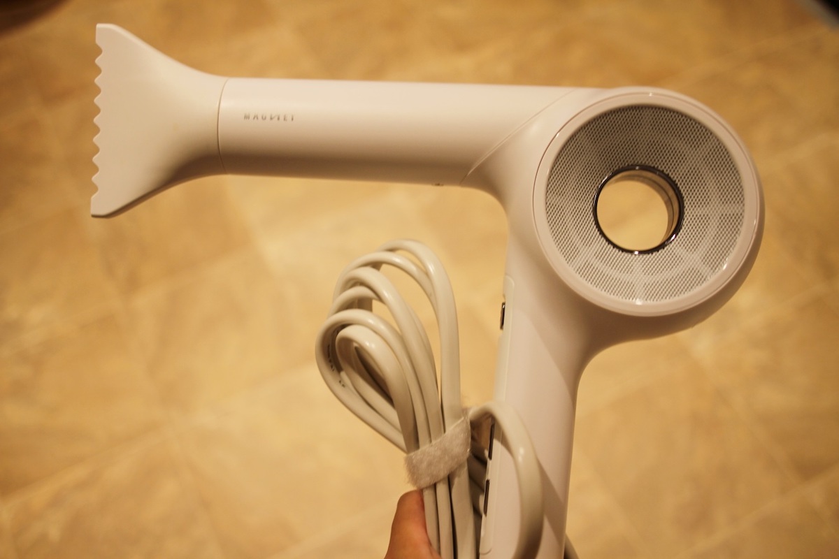 ドライヤーは速乾大風量の「MAGNETHairPro」製品