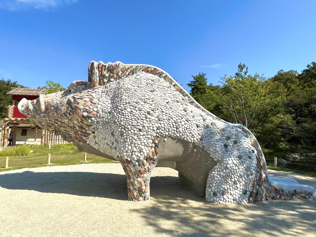 乙事主(滑り台)