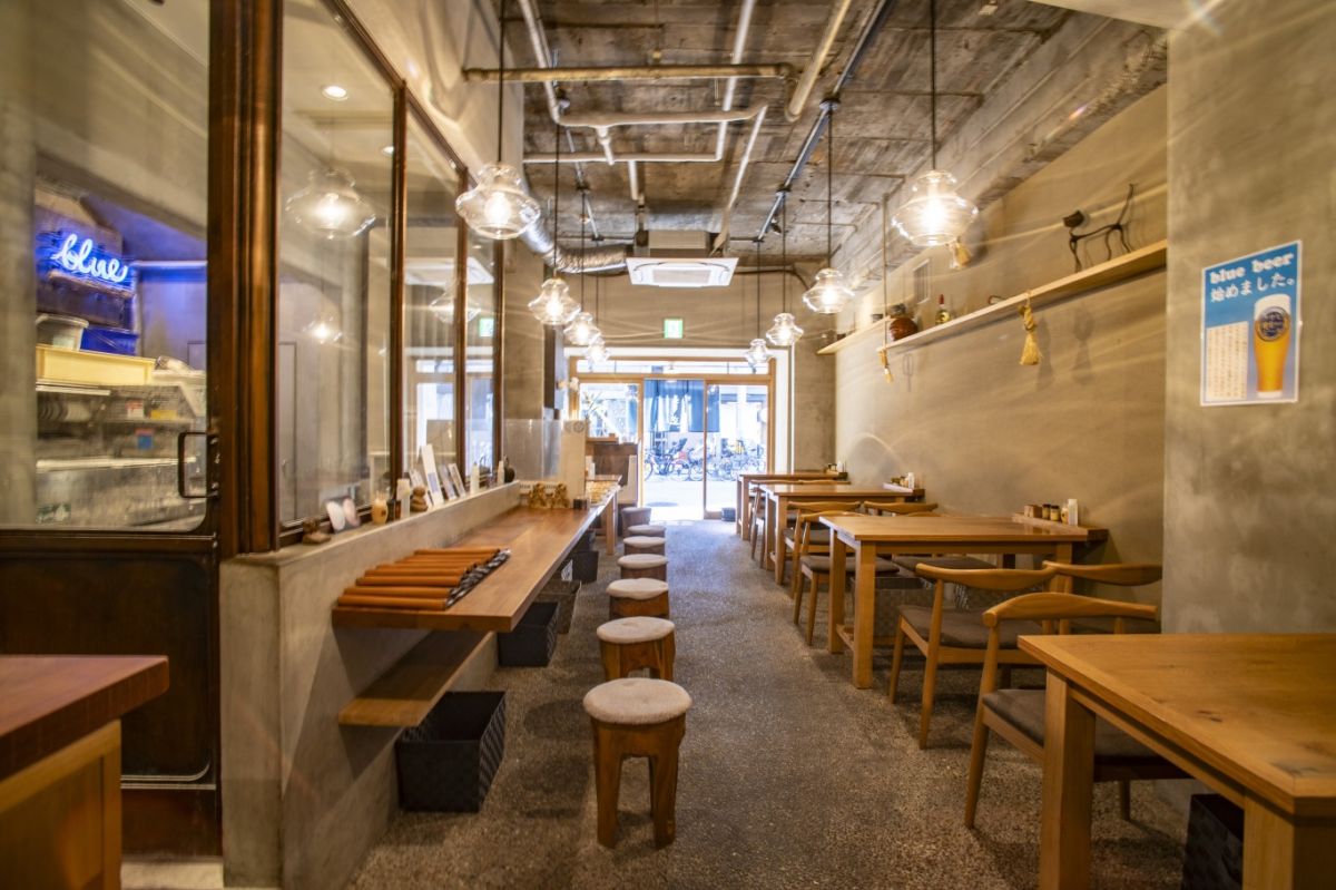 自家製粉石臼挽きうどん青空blue 本店