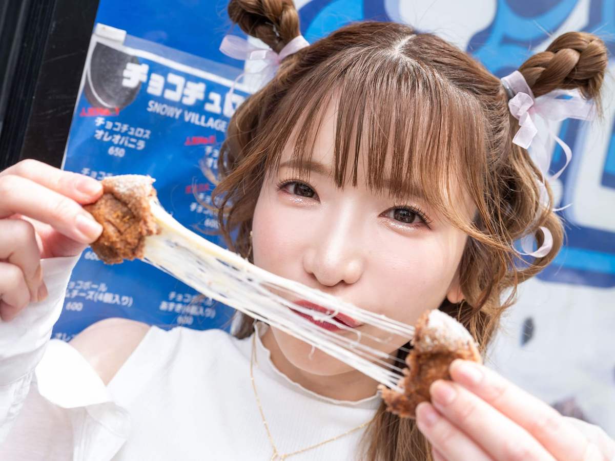 モッツァレラチーズがビヨ～ン！