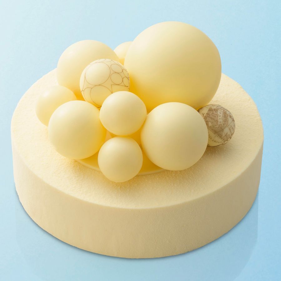 ピエール・エルメ・パリ　キャレ ブラン　7,560円