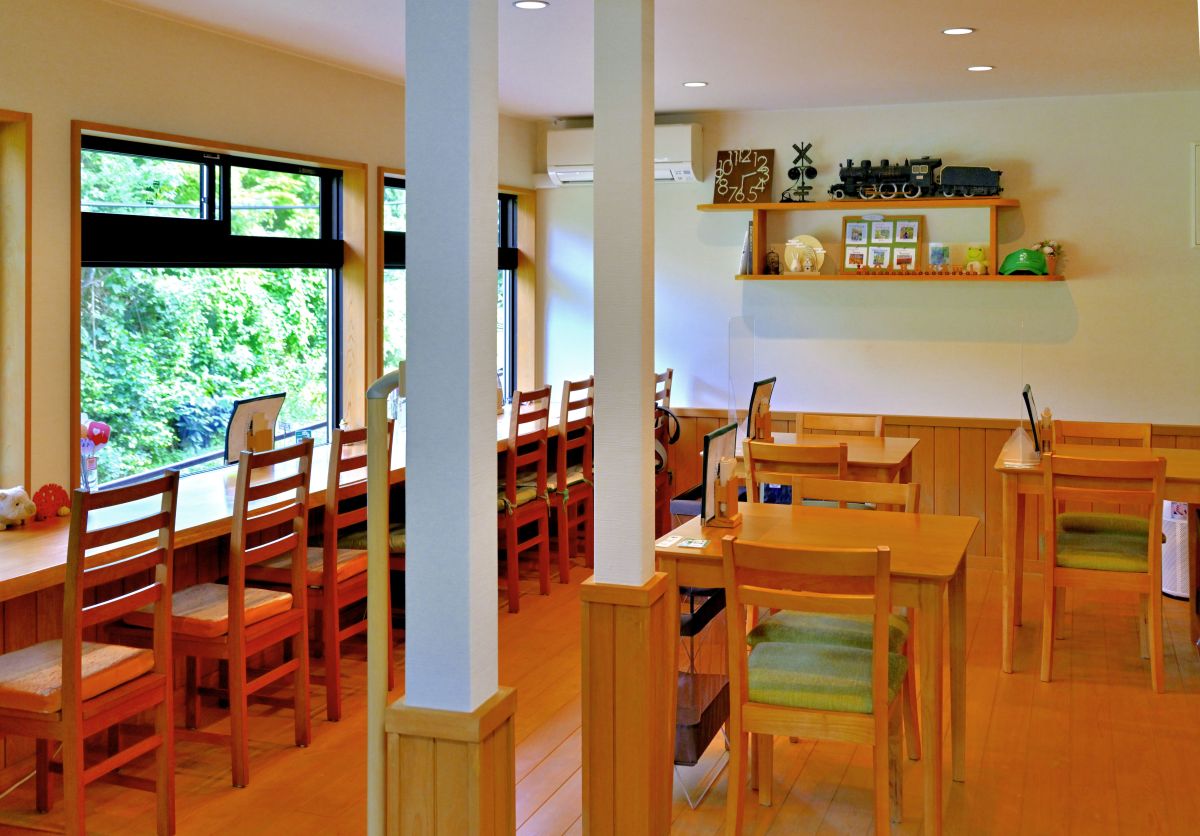 旅館の宿泊客も利用できるスペース