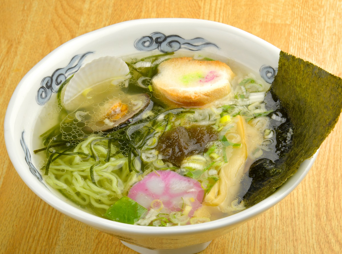 羅臼昆布羅～メン　900円