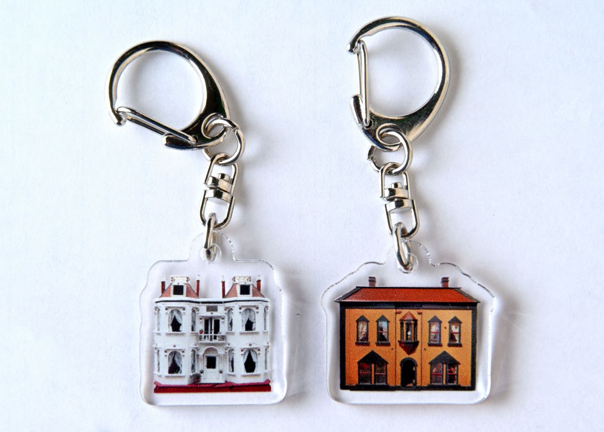 アクリルキーホルダー各495円