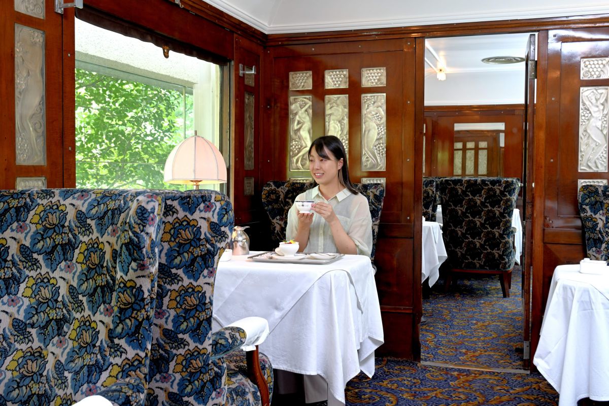 ラリックによるガラスパネルは150枚以上