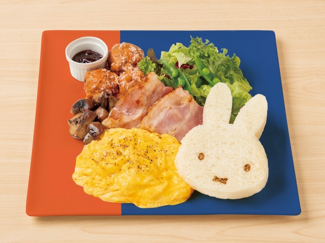 「スクランブルエッグプレート」1790円 ※モーニングメニューは8時30分〜10時30分まで