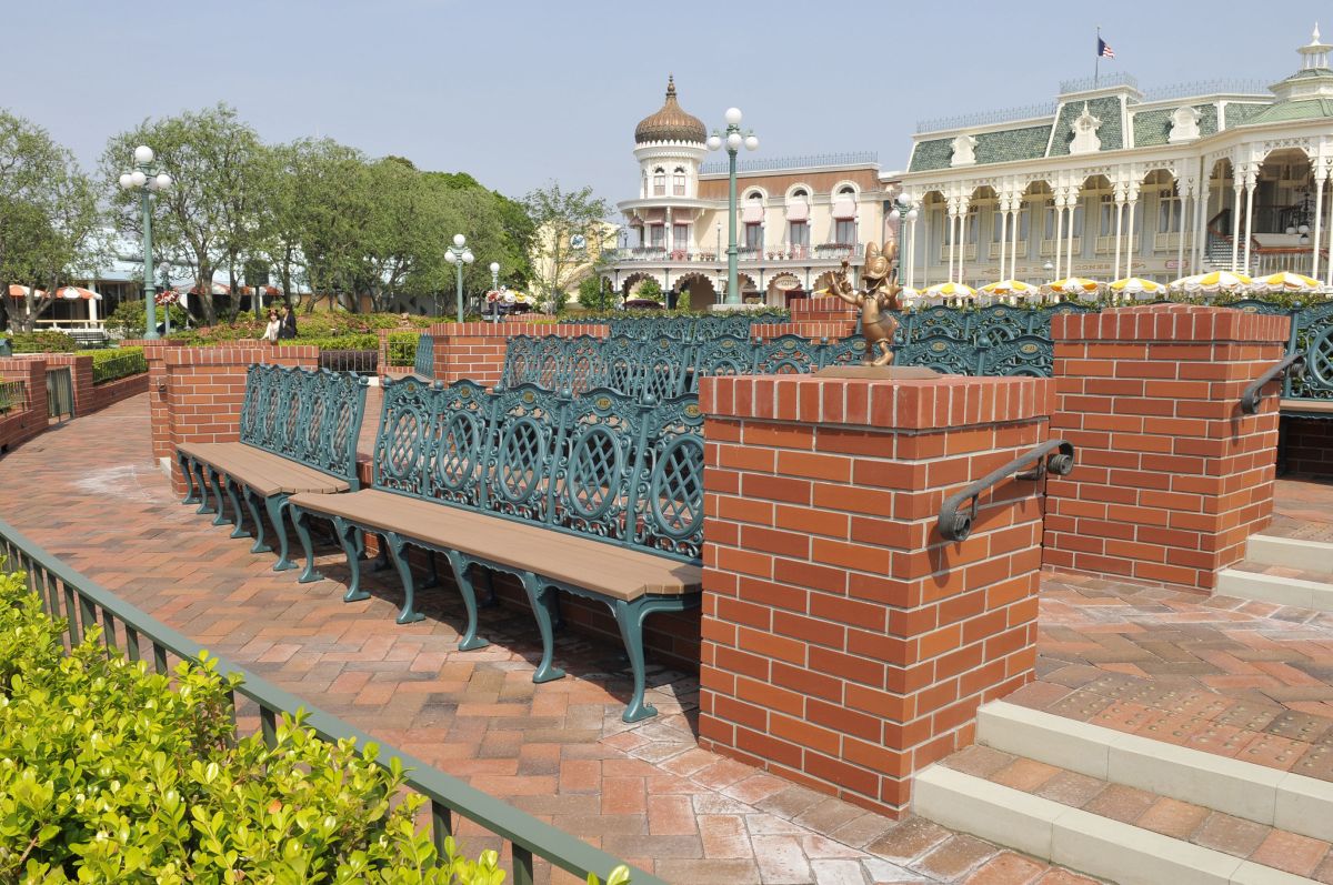 プラザガーデン 