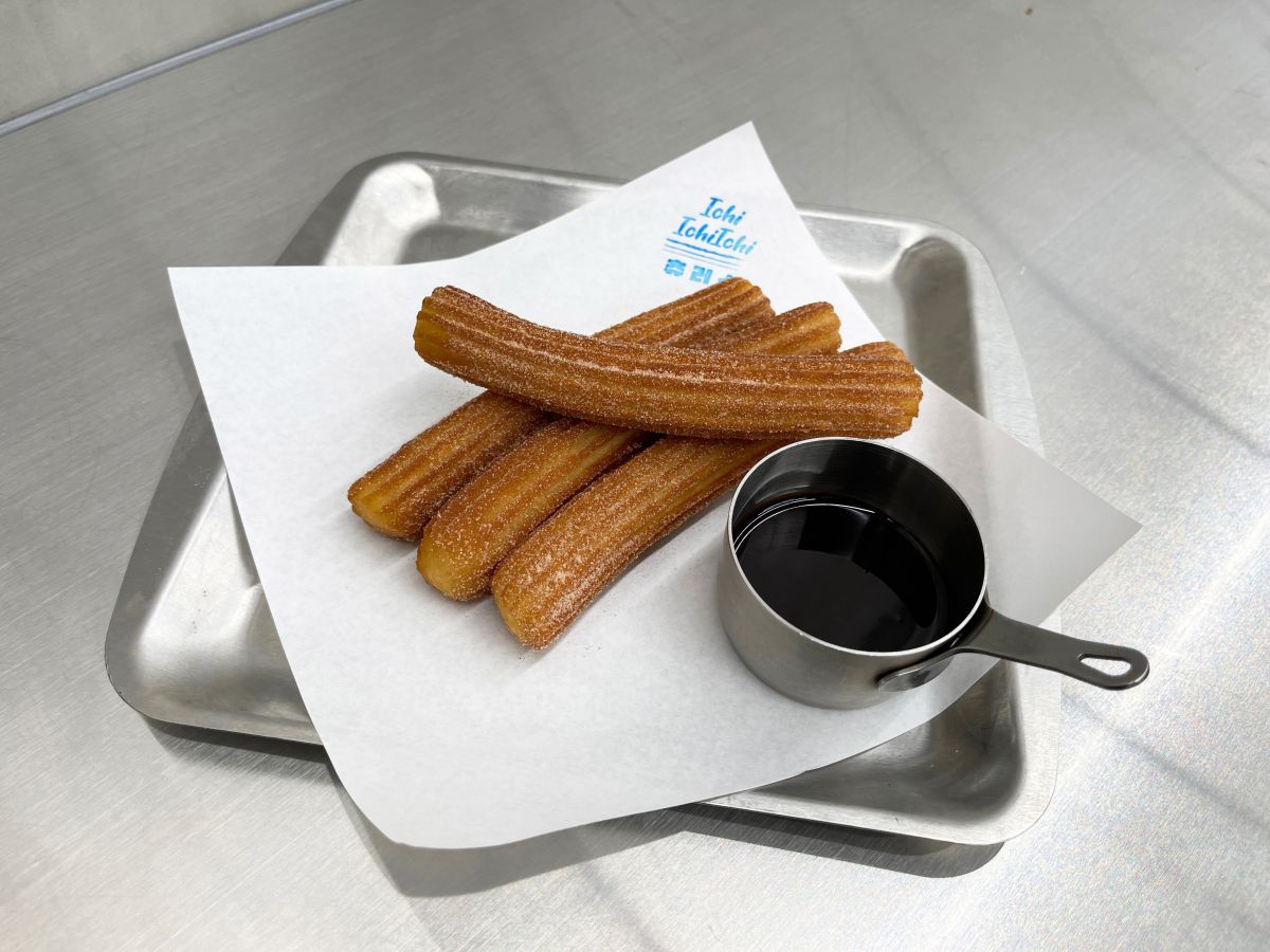 「チュロス＋チョコソース」800円