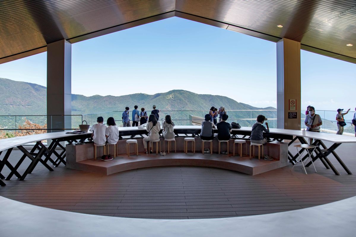 【箱根】「cuーmo箱根」で足湯に浸かりながら絶景＆オリジナルスイーツを