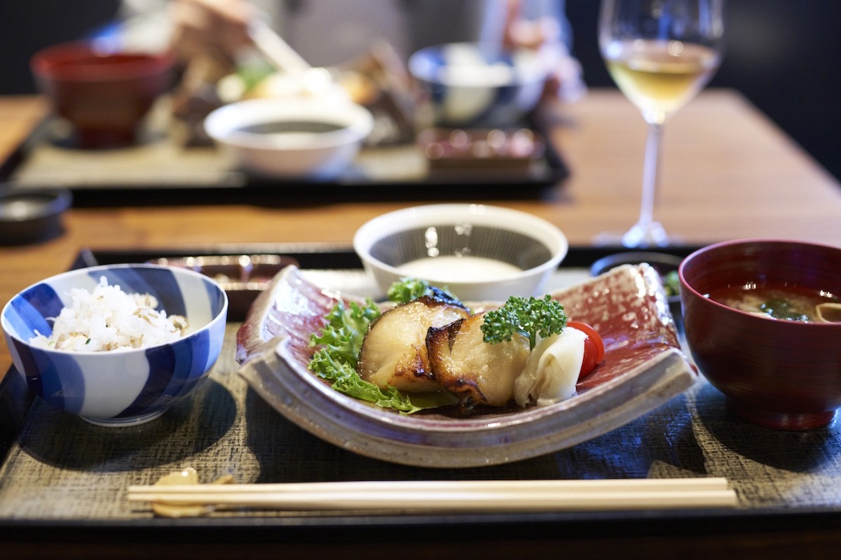 ランチ「一汁三菜」4600円