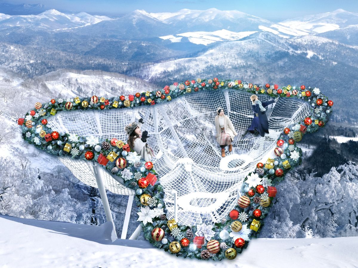 今年初登場のクリスマスリースの展望スポット