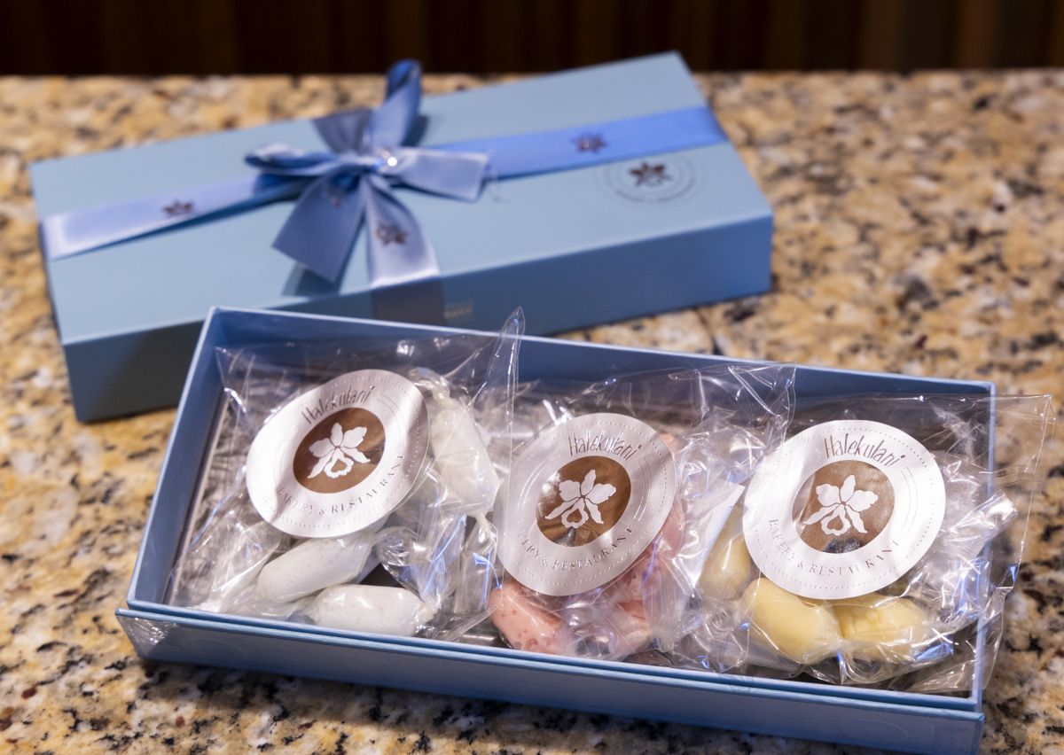 ハンドプルド・トロピカル・トフィー（3種のアソートセット）$8.50