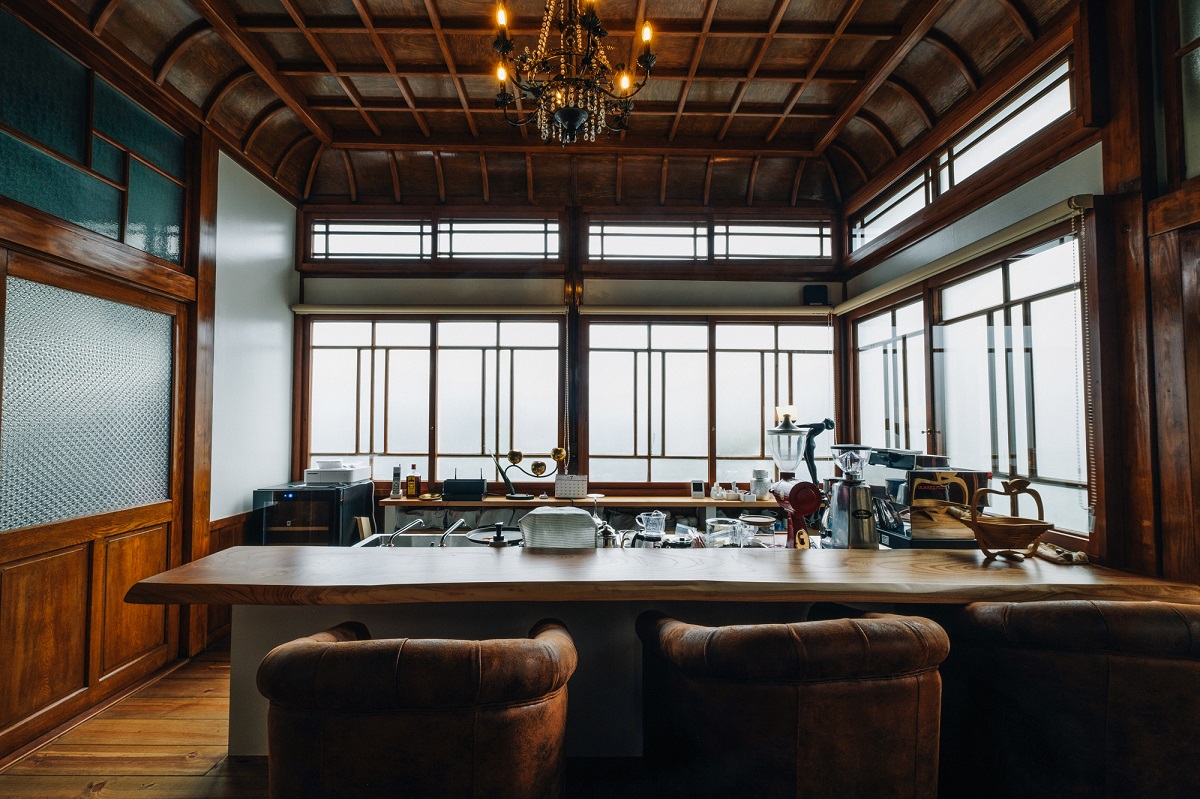 まるで古い映画の中に入ってしまったような気になります