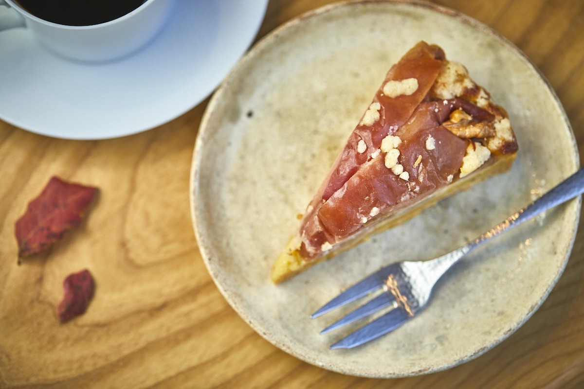 「紅玉りんごタルト」734円