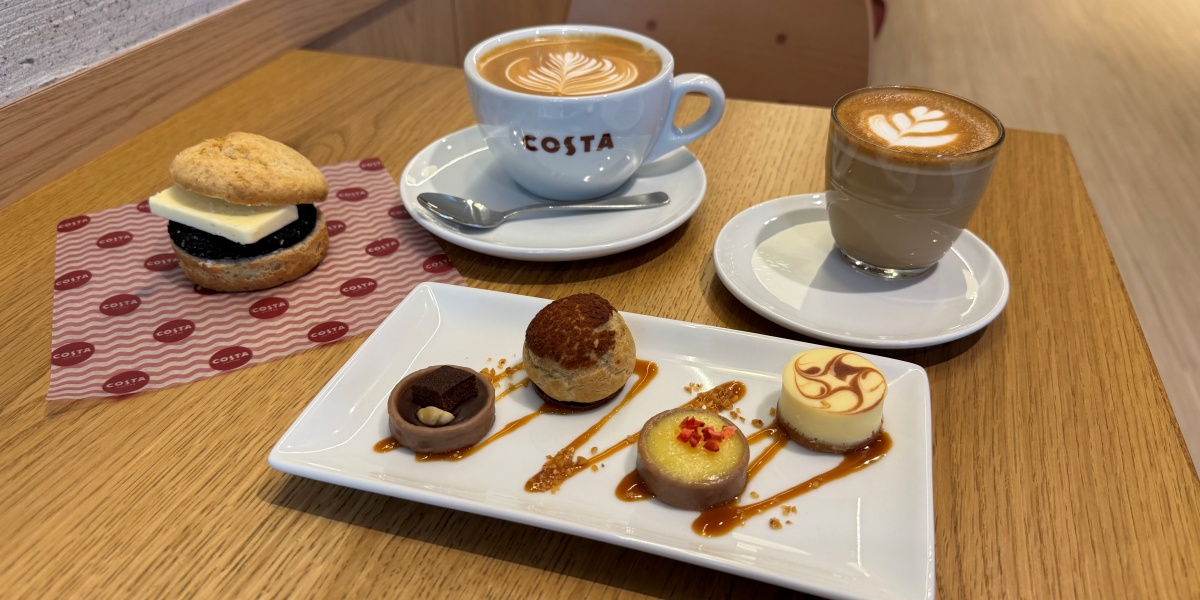 「コスタコーヒー」の旗艦店「コスタコーヒー CURA銀座店」で、イートイン限定メニューを