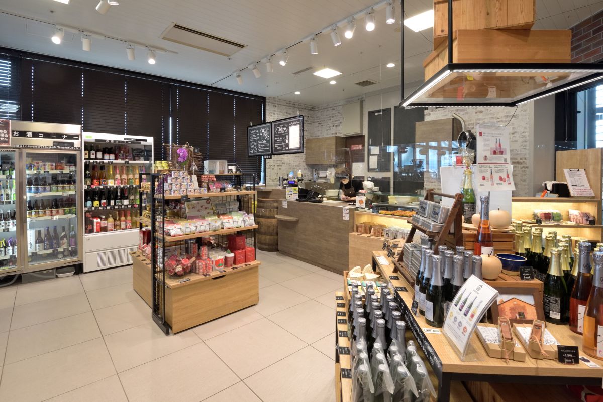 駅直結なので電車に乗る直前まで楽しめる