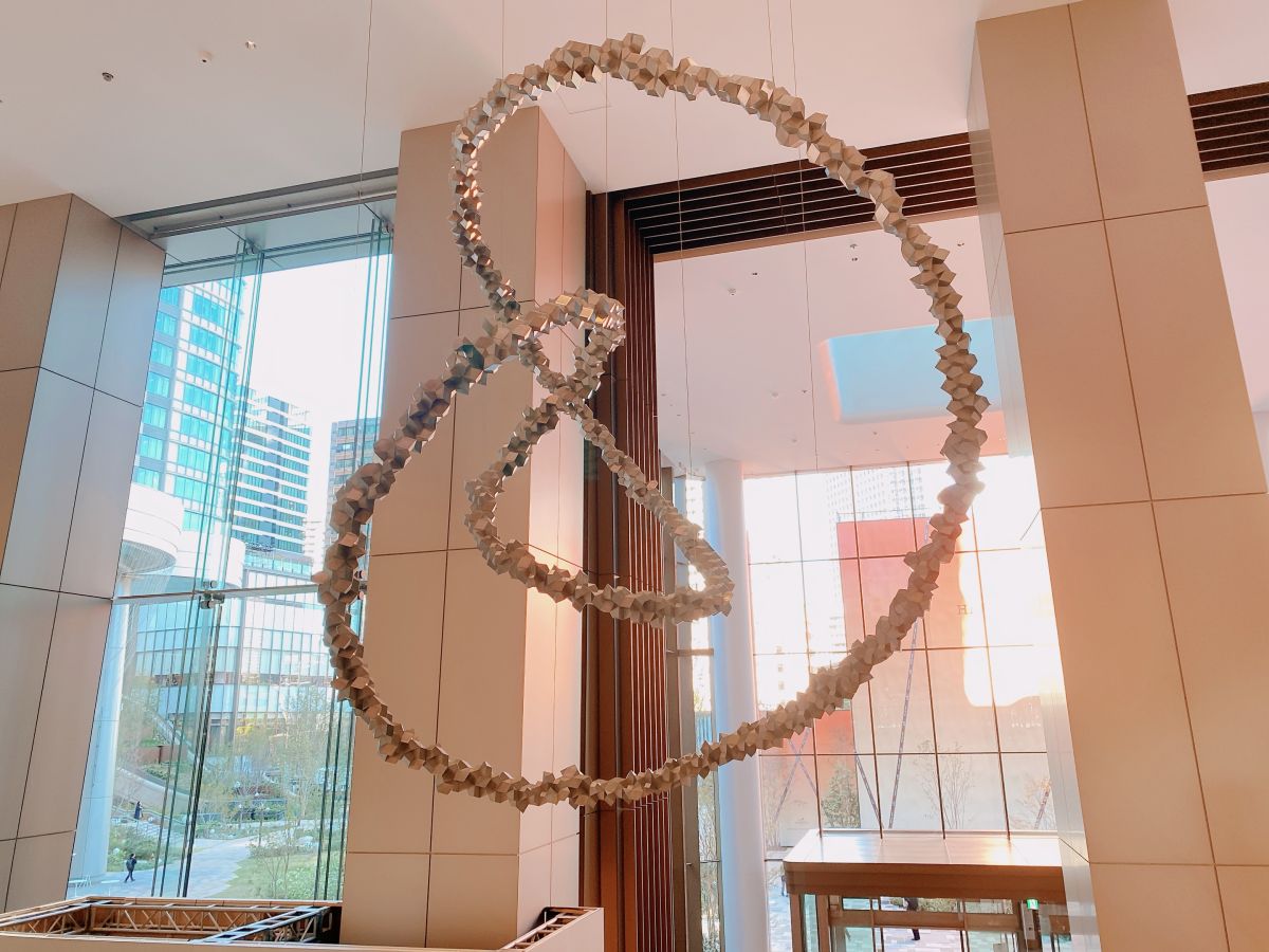 「相互に繋がりあう瞬間が協和する周期」/オラファー・エリアソン