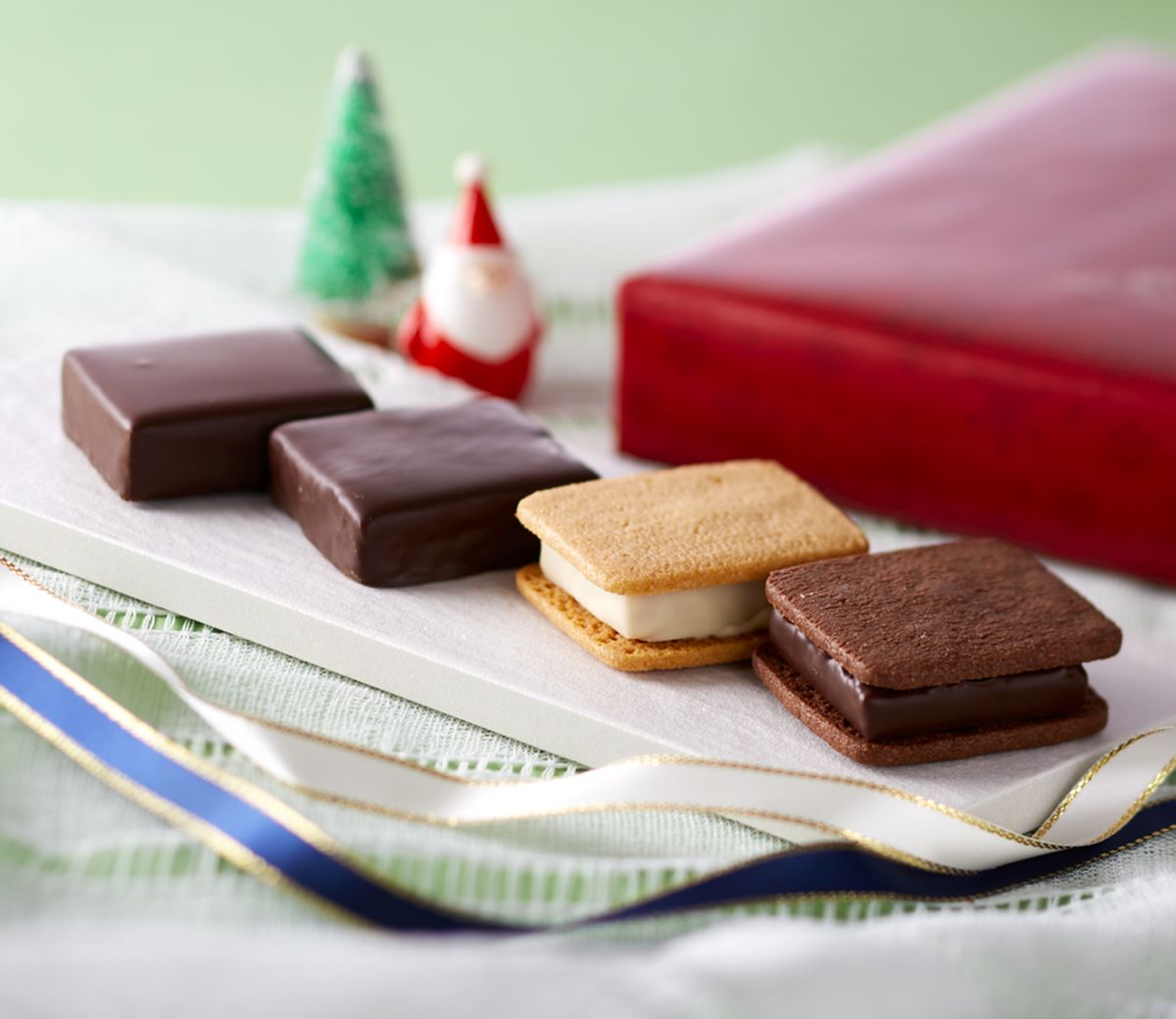 「クリスマスアソート」(4種各1個入)1642円/VANILLABEANS THE ROASTERY TOKYO