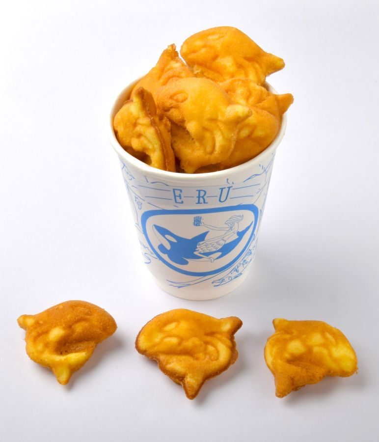 シャチのベビーカステラ「シャチ焼き」500円