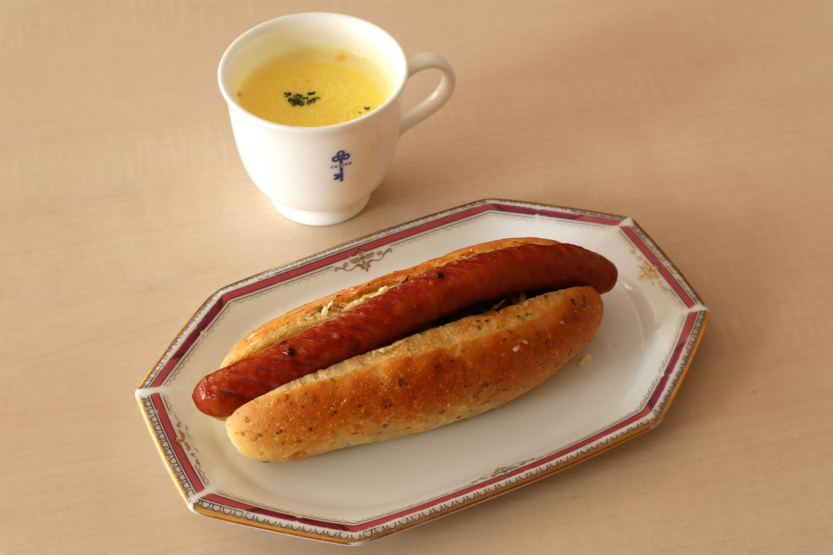 鎌倉ドッグ　海と山800円