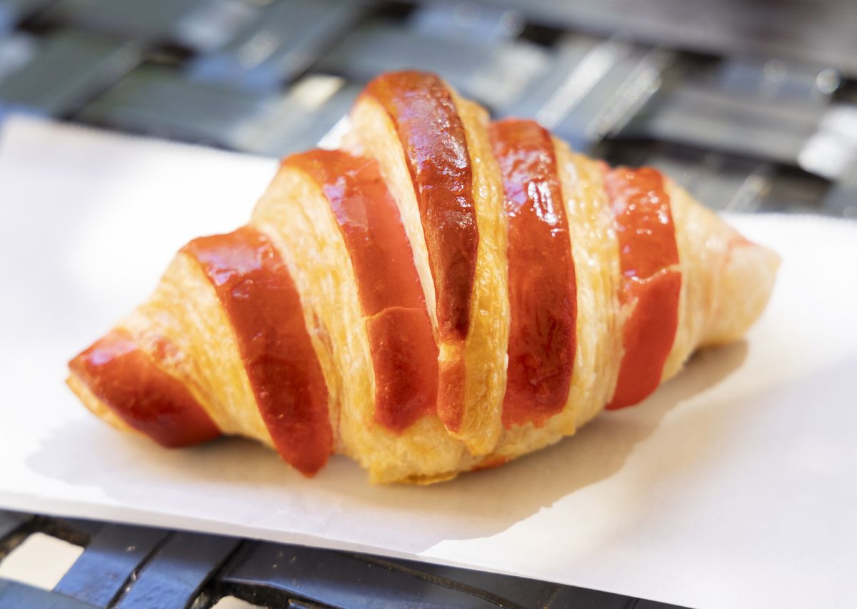 ロイヤルハワイアン・カスタードクロワッサン $6.50