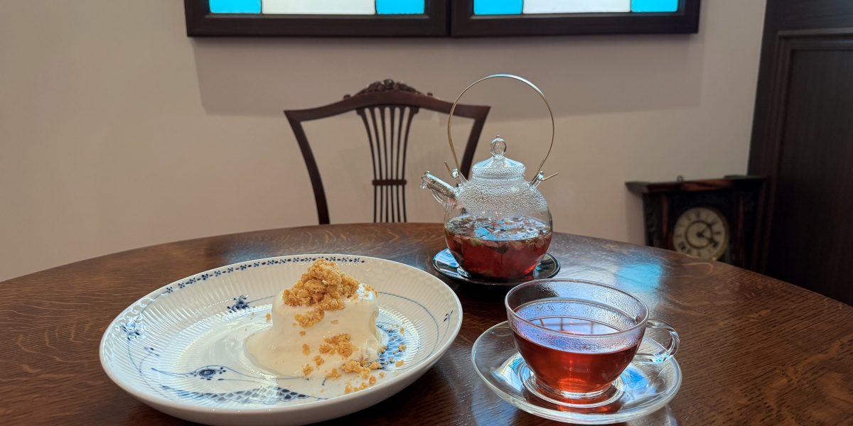 気分は明治時代のモダンガール。東京・乃木坂「喫茶館 Bleu Montagne」で優雅なティータイムを