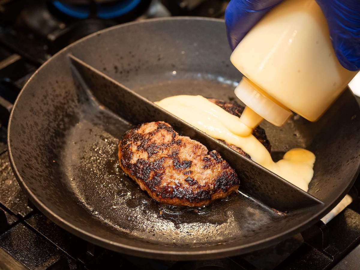 渋谷店のリニューアルオープンに合わせて再度改良したというオリジナル鍋