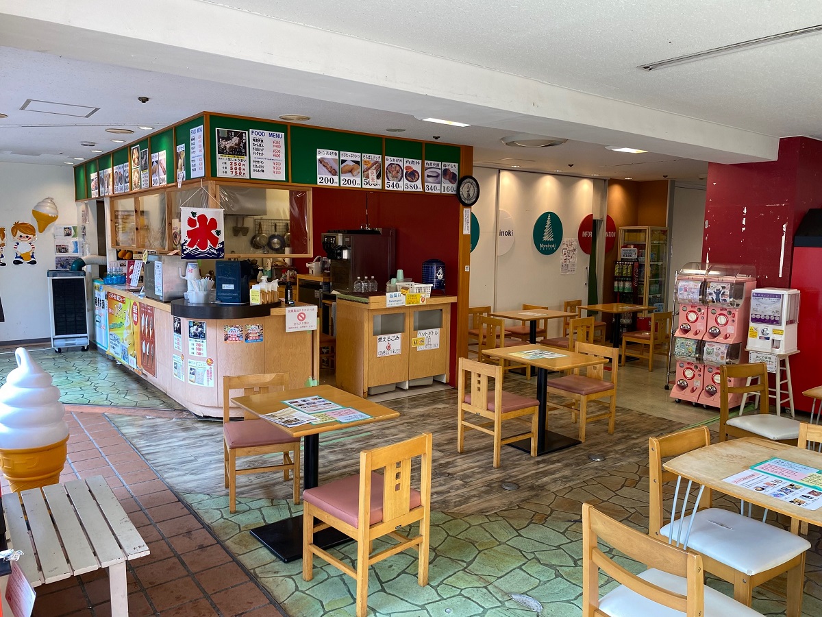 オリジナルのびわ風味ソフトや角煮夾頭(角煮まん)が人気