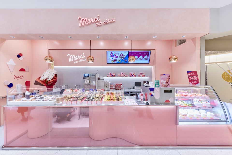 LUCUA 1100 スイーツゾーン