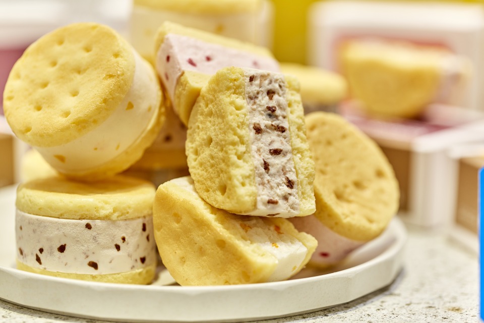 LUCUA 1100 スイーツゾーン