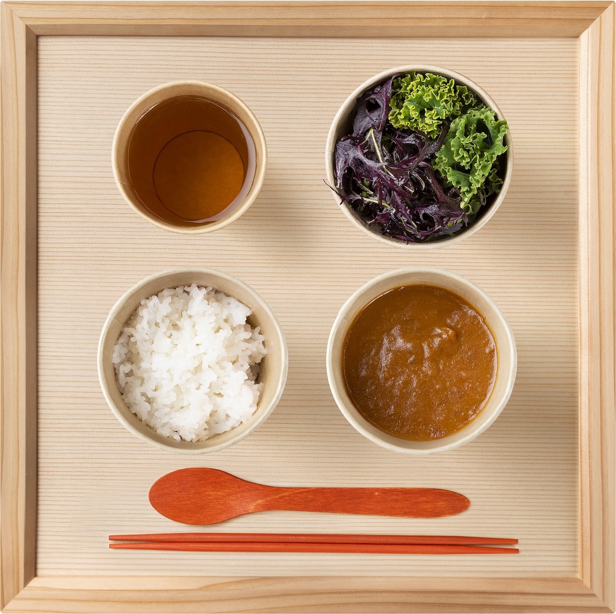  ロボットが作る「ジャワ風ビーフカレーSET」1500円