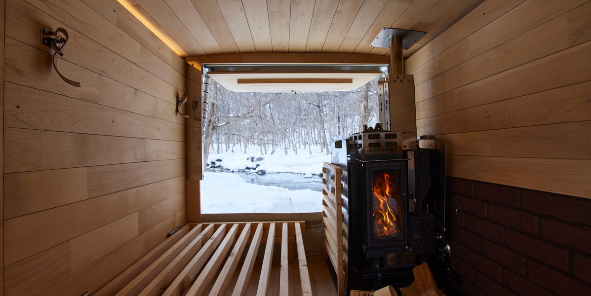 1日1組限定！「星野リゾート　奥入瀬渓流ホテル」で体験できる「冬の渓流サウナ」が2024年1月7日から新登場