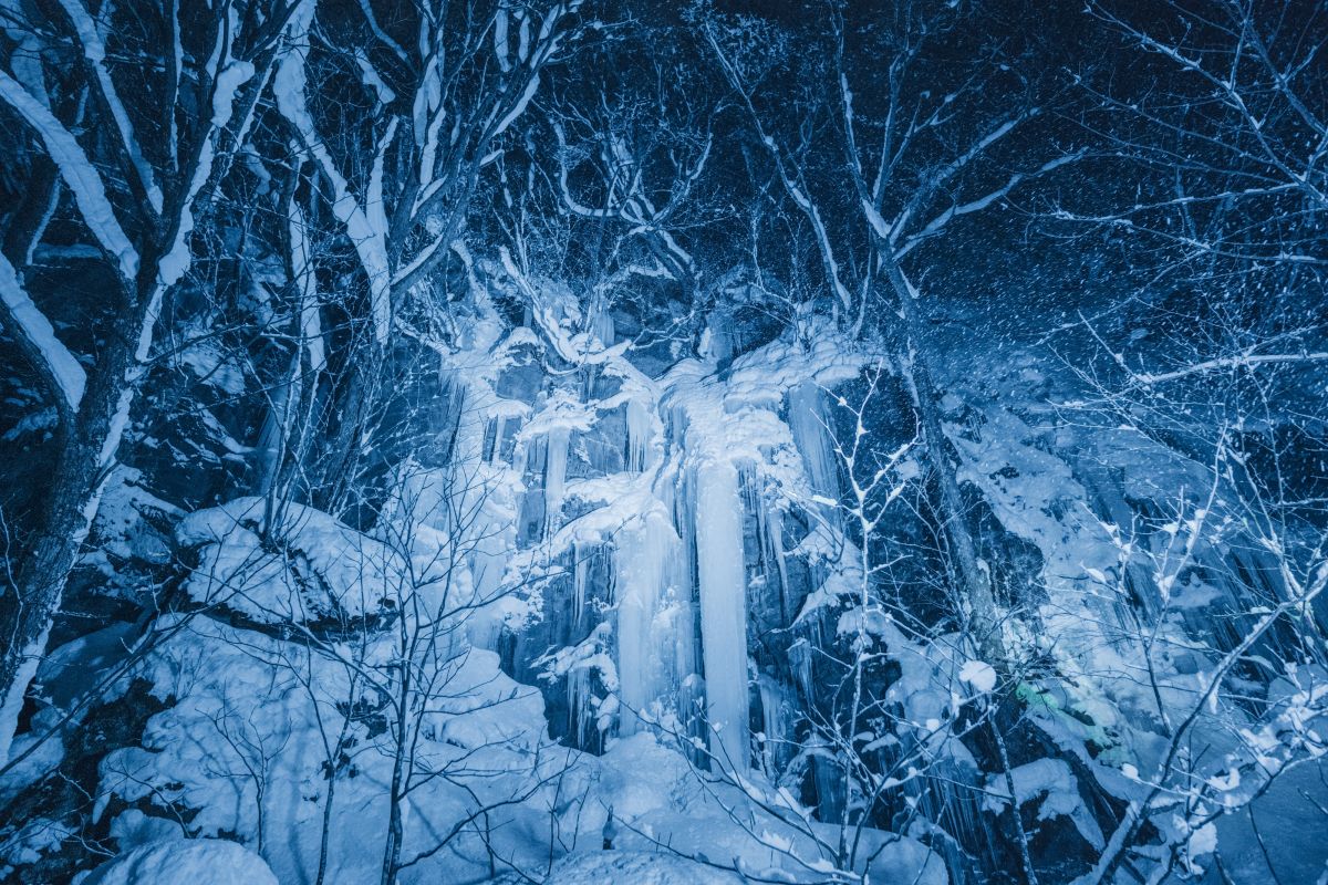 氷瀑ライトアップツアー