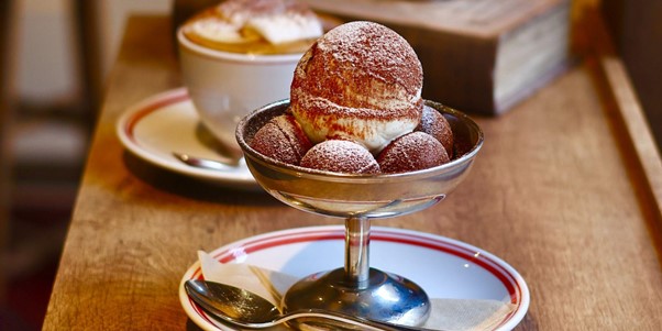 心もお菓子も弾む神戸のリトルパリ。【きょん。のあの日この日のカフェダイアリー。】