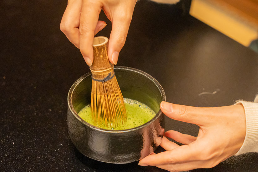 自分で点てるお抹茶付きなのもうれしい